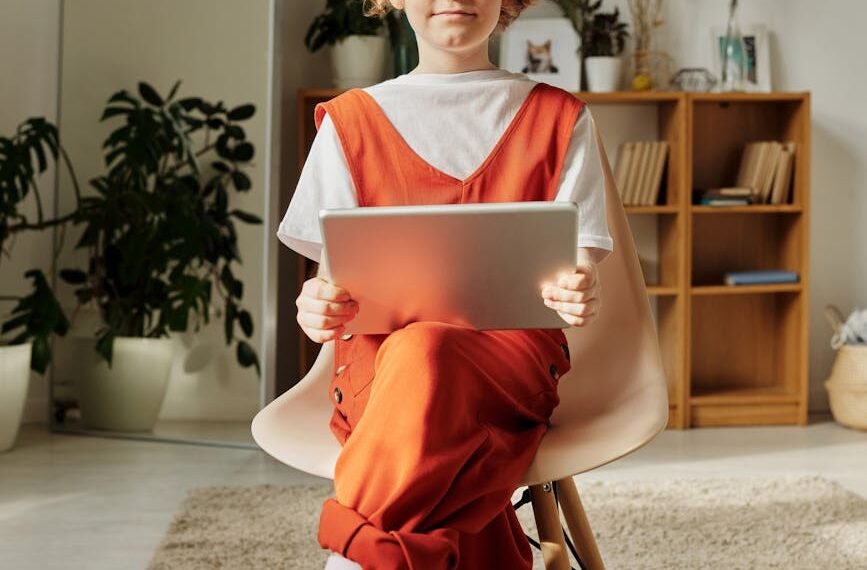 Breaking The Mold: Embracing Innovation With Kahoot Game-Based Learning 1 Kahoot Game-Based Learning