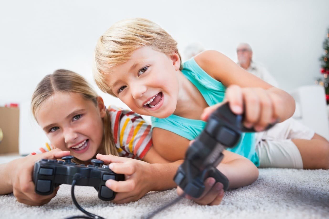 4 Key Health Benefits Of Playing Video Games - ZOBUZ - Think Different ...