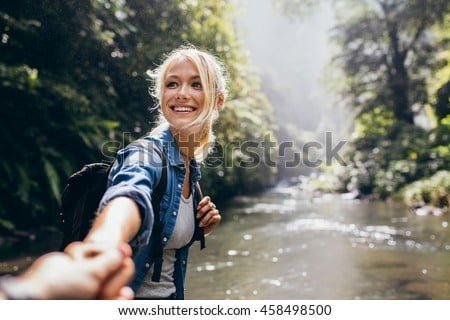 10 Perfect And Memorable Gift Ideas For Girlfriend 2 10 Perfect And Memorable Gift Ideas For Girlfriend 1