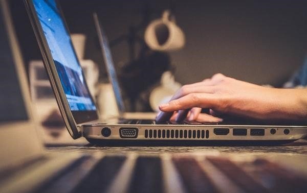 Is The Internet A Good Way To Find Someone You Lost Contact With? 2 Is The Internet A Good Way To Find Someone You Lost Contact With? 1