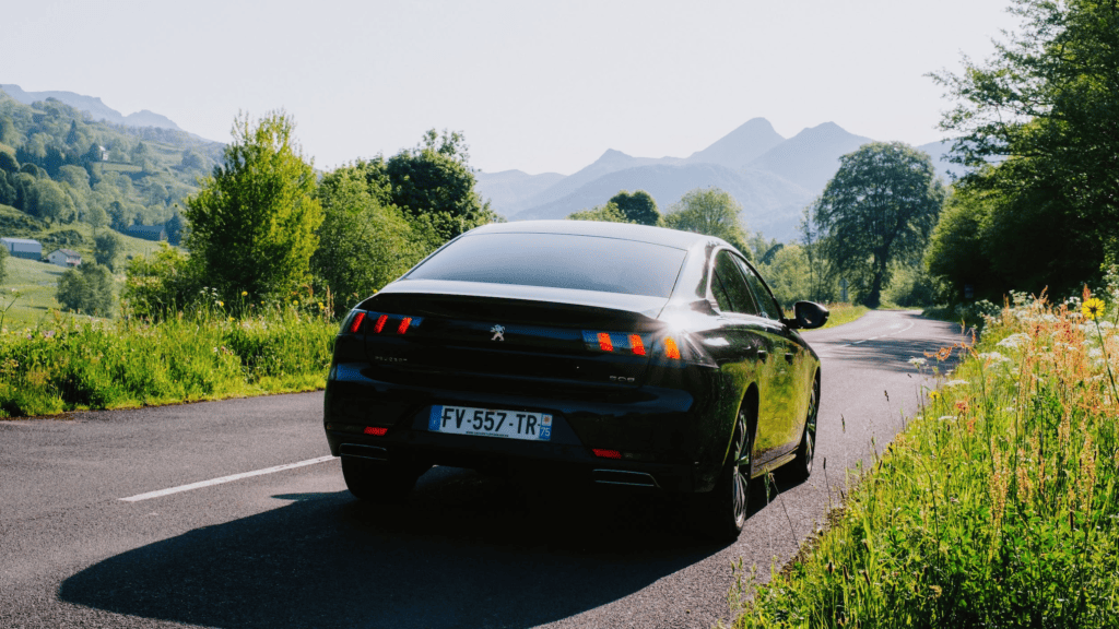 Luxury On Four Wheels: 5 Essential Tips To Rent The Best Car For Your Road Trip 3 Luxury On Four Wheels: 5 Essential Tips To Rent The Best Car For Your Road Trip 2