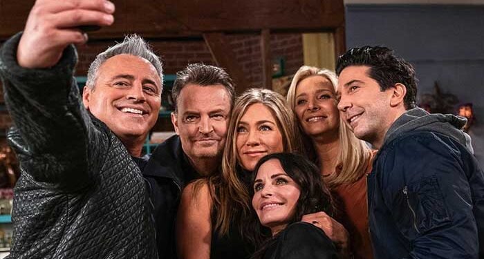 Jennifer Aniston Plans ‘Friends’ Gathering After Matthew Perry’s Passing