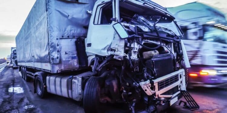 Tips For Successfully Settling A Truck Accident Claim