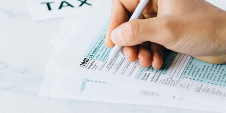Expert Tips For Choosing The Right Tax Preparation Outsourcing Partner