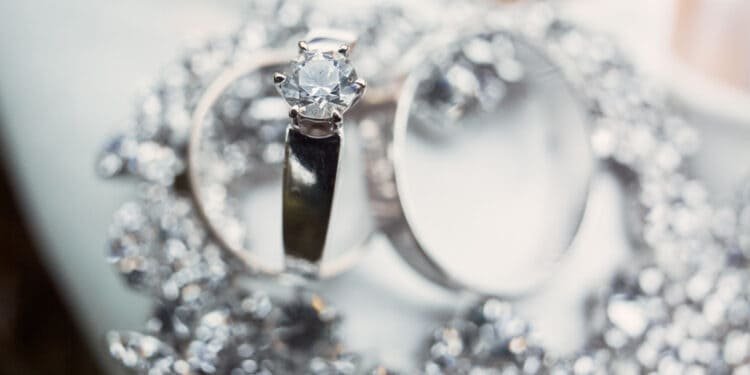 How To Find 3 Stone Diamond Rings From Rare Carat