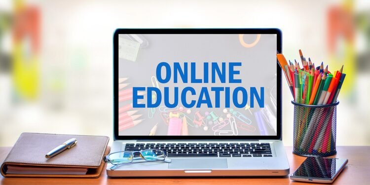 Top 4 Benefits Of Online Science Tuition