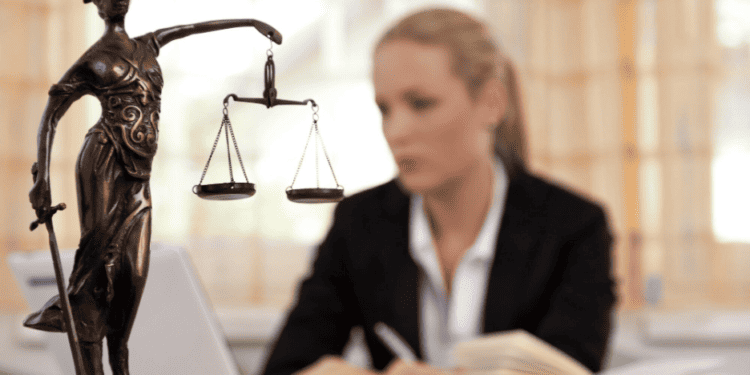 Top Signs You Need To Hire A Debt Defense Lawyer