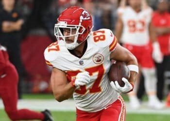 Travis Kelce Kansas City Chiefs
