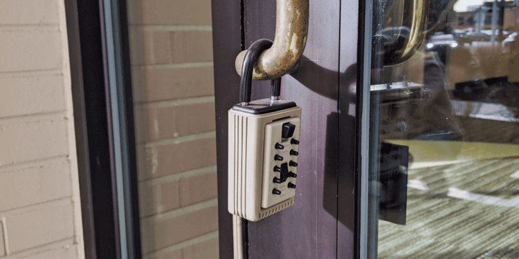 Secure And Streamline Your Storage: The Rise Of Keyless Locker Locks 1