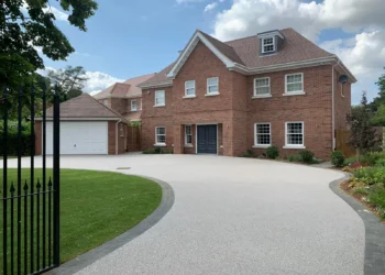 Comfort Meets Style: Transforming Pubs And Resorts Into Welcoming Retreats With Superior Furniture Choices