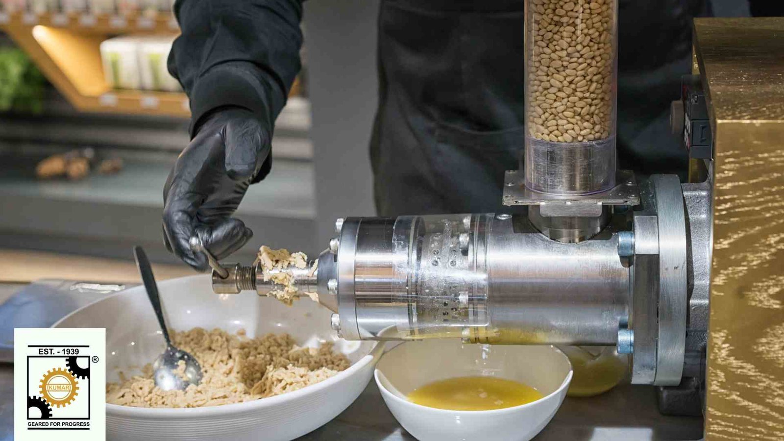 Best Oilseed Press Machines on the Market: Hydraulic vs. Screw – What You Need to Know 1